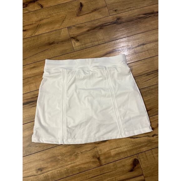 NWOT Sofibella size large white golf or tennis skort - Picture 2 of 3
